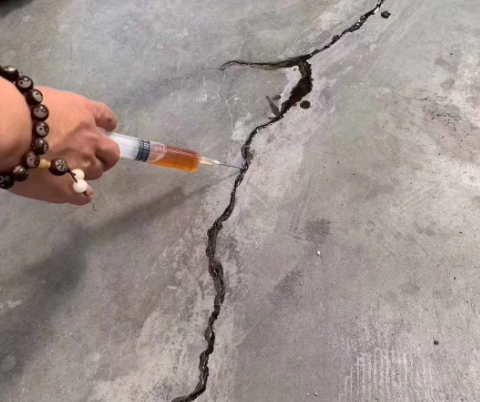 乐安混凝土裂缝修补技术详解​